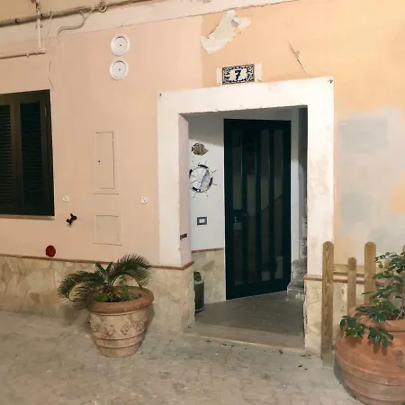 Vicolo Dei Pescatori *