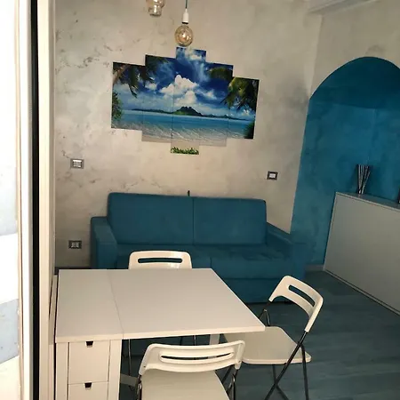 Vicolo Dei Pescatori * Terracina